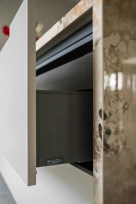 Warme, moderne keuken in Borne | HenZom Keukens