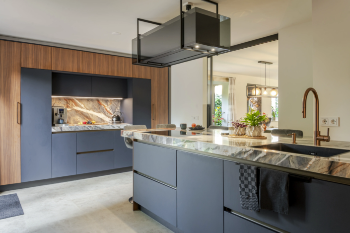 Bijzondere keuken in Almelo | HenZom Keukens